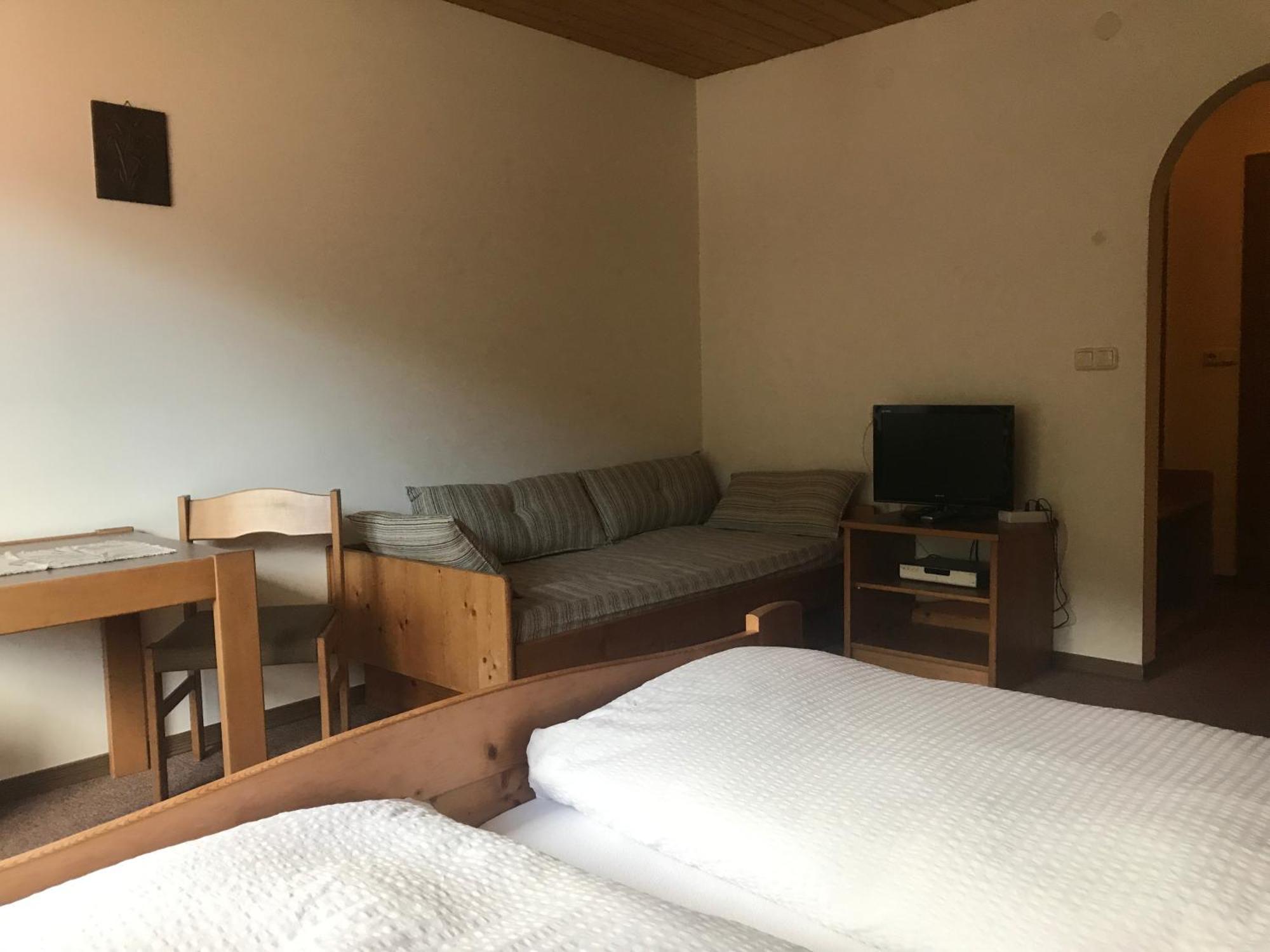 Gasthof Wacht Untertilliach Δωμάτιο φωτογραφία