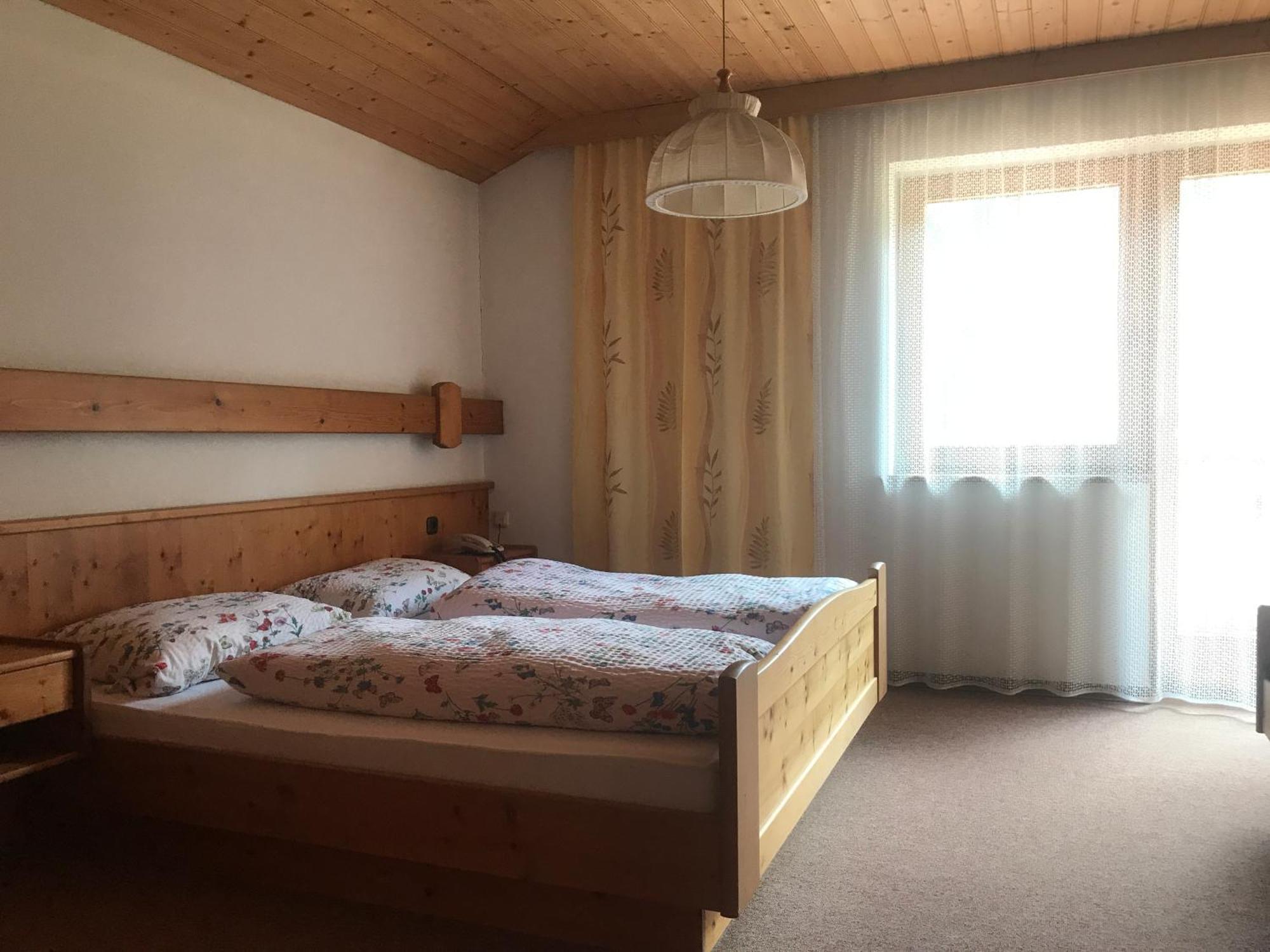Gasthof Wacht Untertilliach Δωμάτιο φωτογραφία